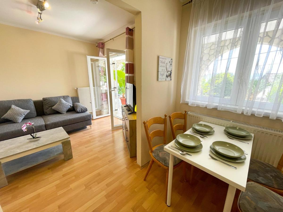 Apartments Sams Novi Vinodolski Exterior foto